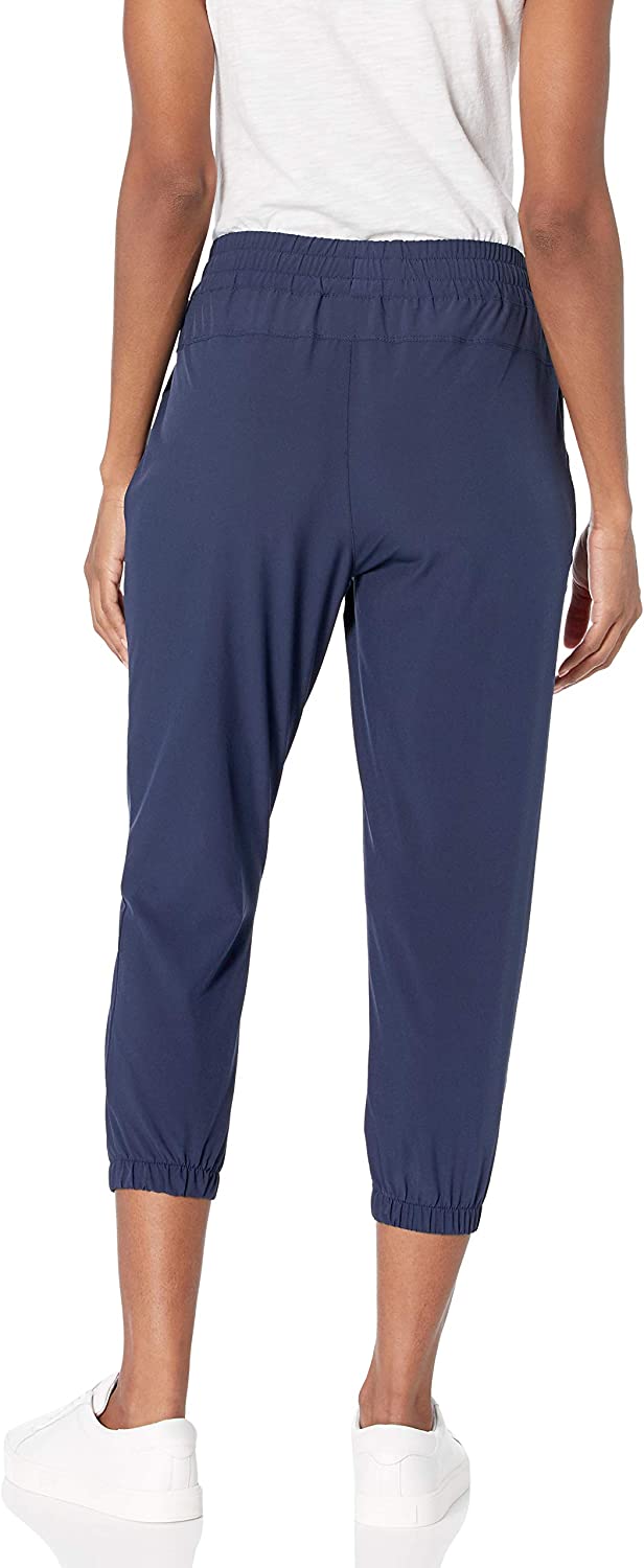 Amazon Essentials Women's Performance Stretch Woven Crop Jogger Pant