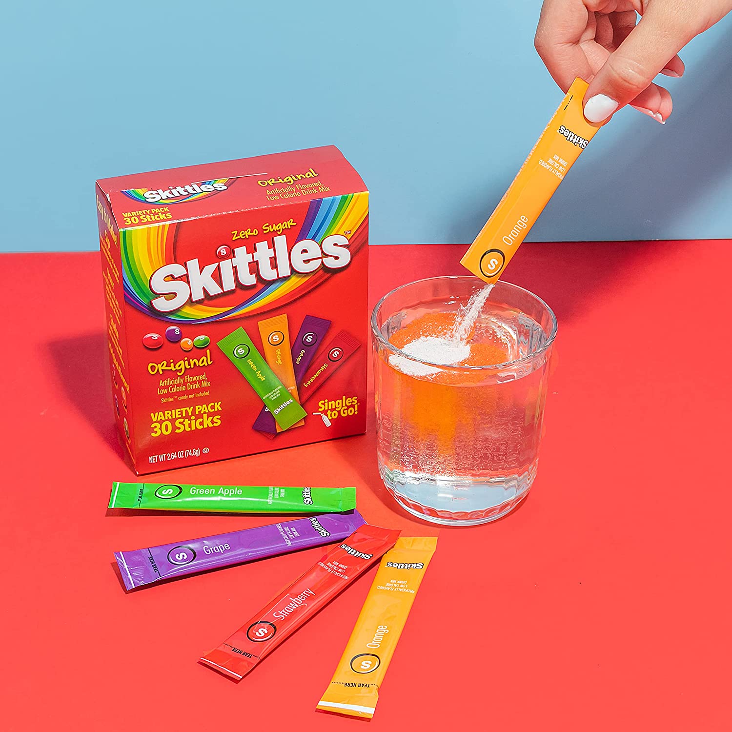 Skittles Singles To Go Variety Pack, Powdered Drink Mix, Zero Sugar, Low Calorie, Includes 4 Flavors: Green Apple, Strawberry, Grape, Orange, 1 Box (30 Single Servings)