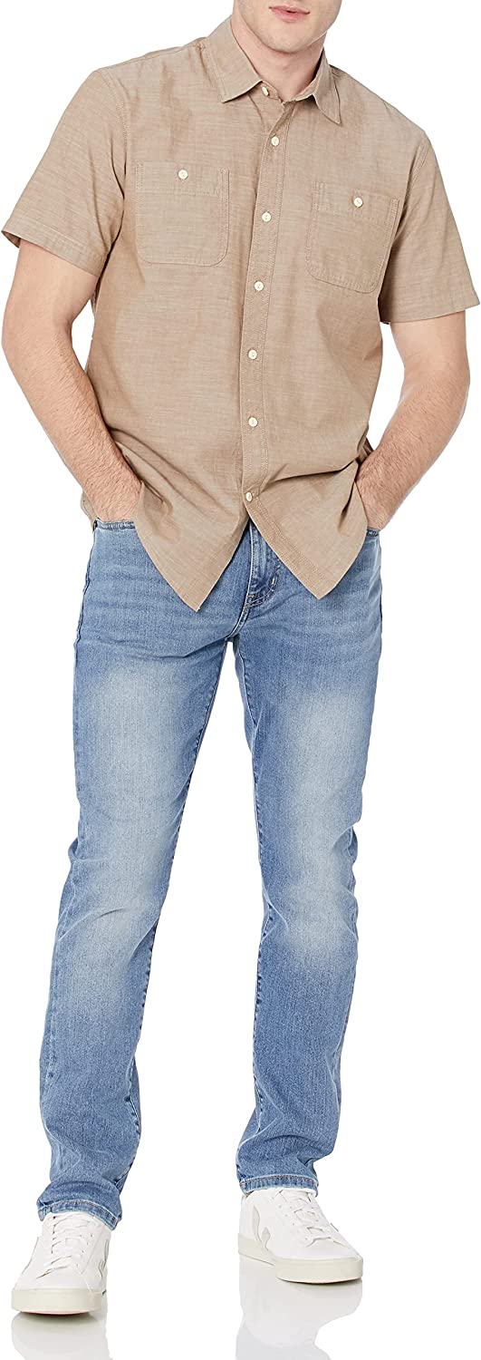 Amazon Essentials Men's Regular-Fit Short-Sleeve Poplin Shirt
